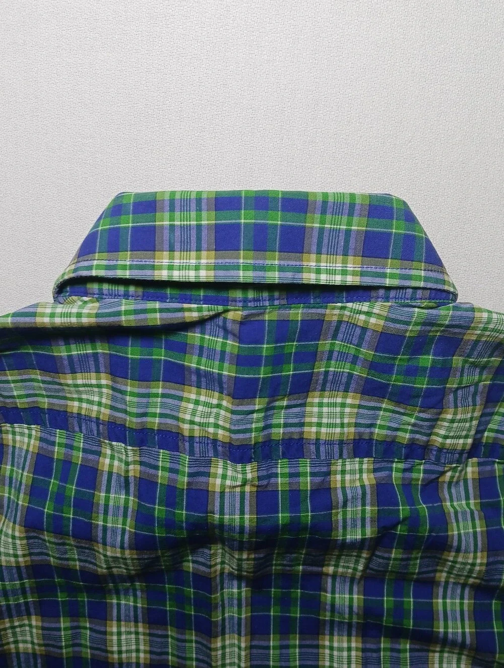 Banana Republic Mens Short Sleeve Button Up Shirt Medium Plaid Blue Green